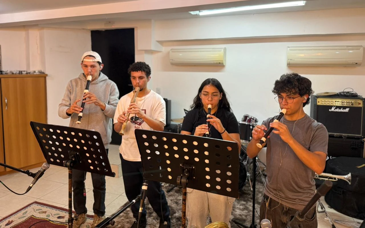 Participantes no estúdio